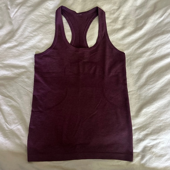 Womens Lululemon purple swiftly tech racerback hip length tank top size 6 - Picture 1 of 3